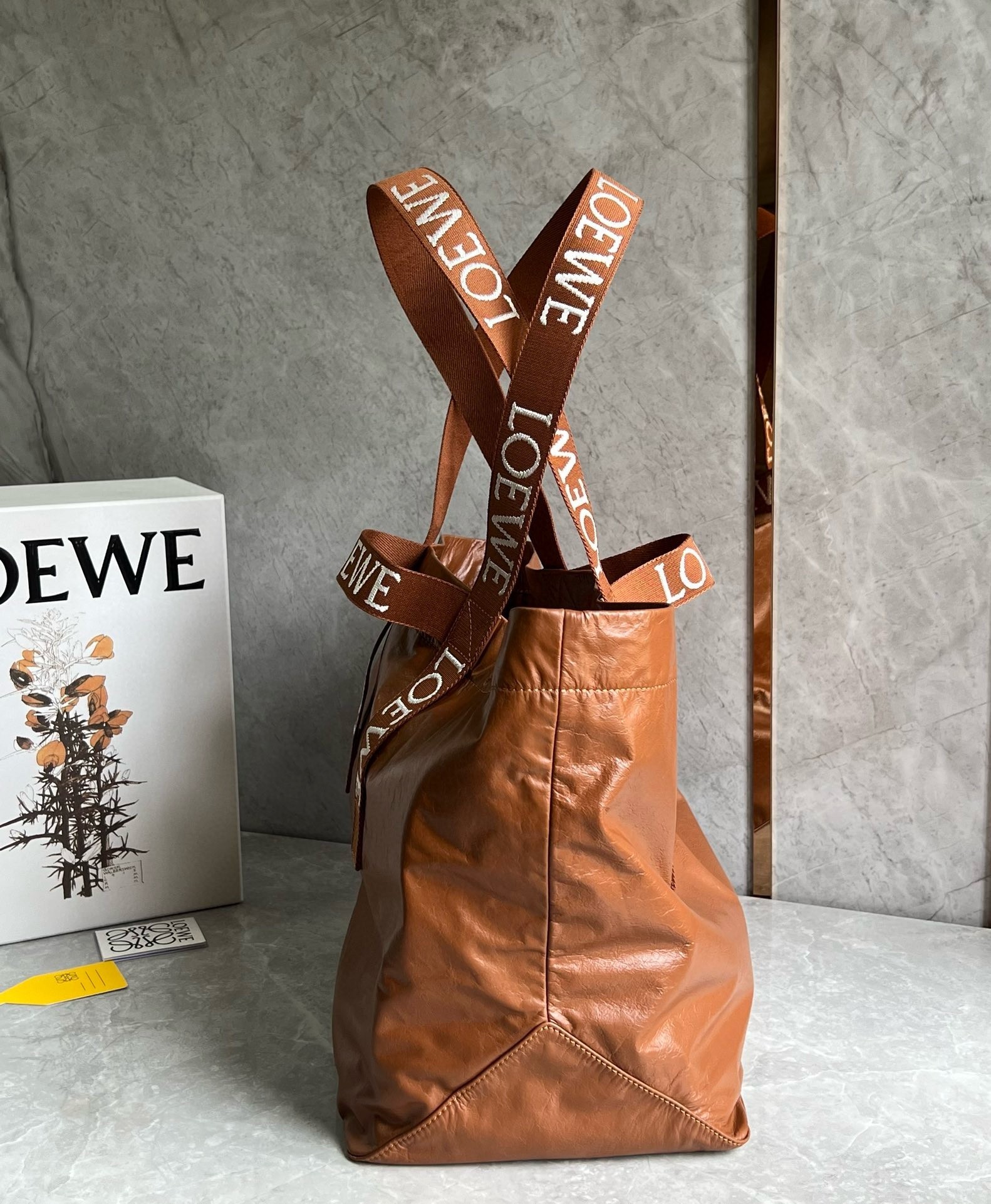 Loewe Fold Shopper Bag in Brown Paper Calfskin 565