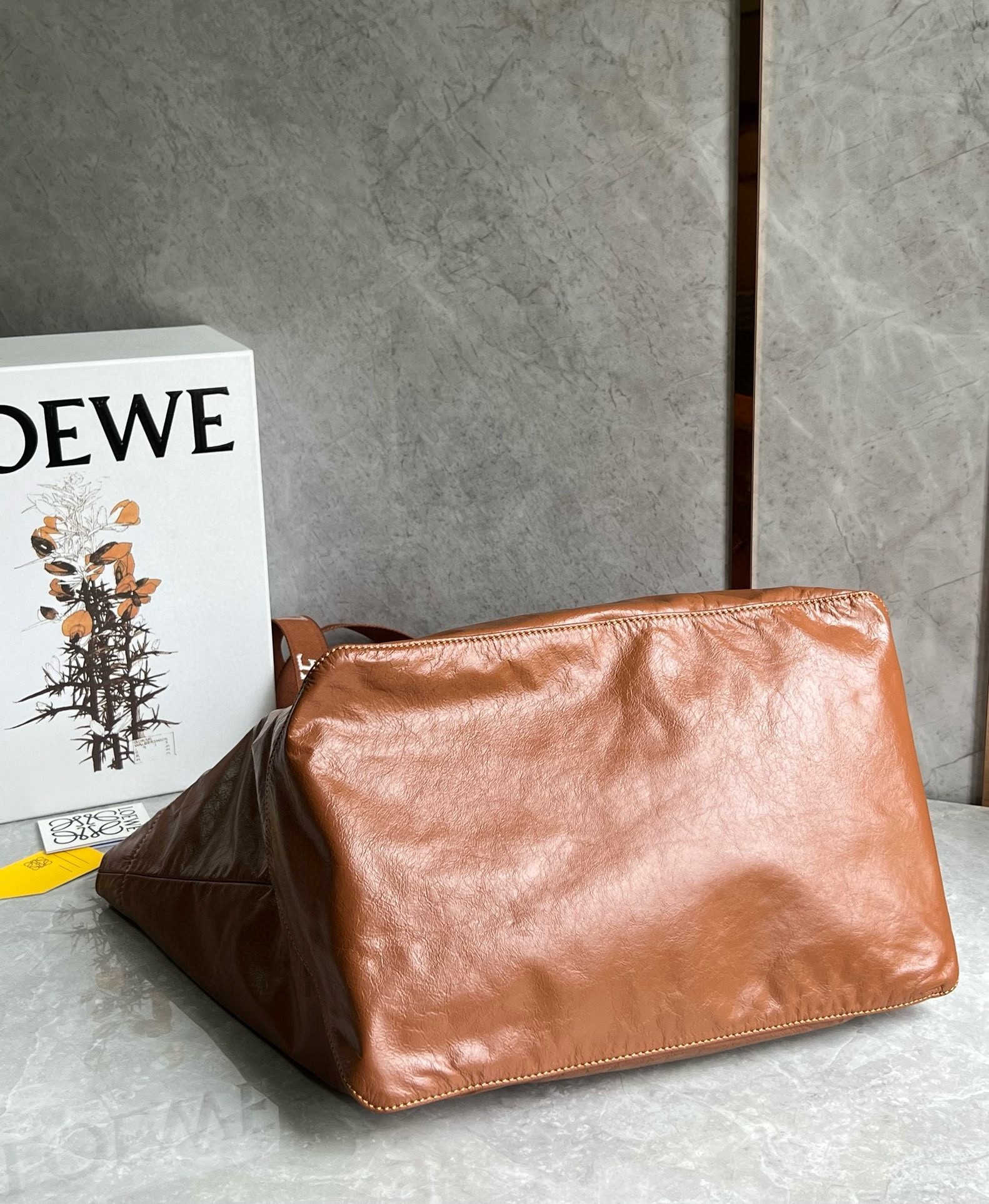 Loewe Fold Shopper Bag in Brown Paper Calfskin 565