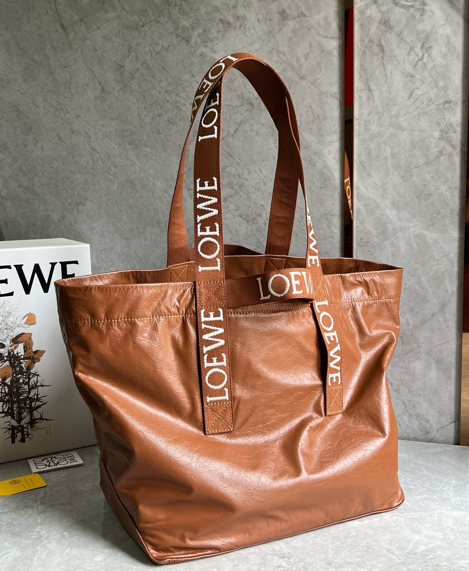 Loewe Fold Shopper Bag in Brown Paper Calfskin 565