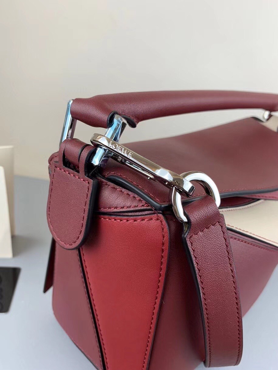 Loewe Small Puzzle Bag In Bordeaux/Garnet/White Calfskin 315