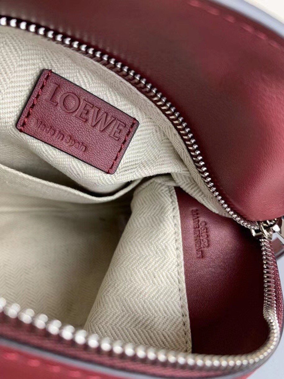 Loewe Small Puzzle Bag In Bordeaux/Garnet/White Calfskin 315