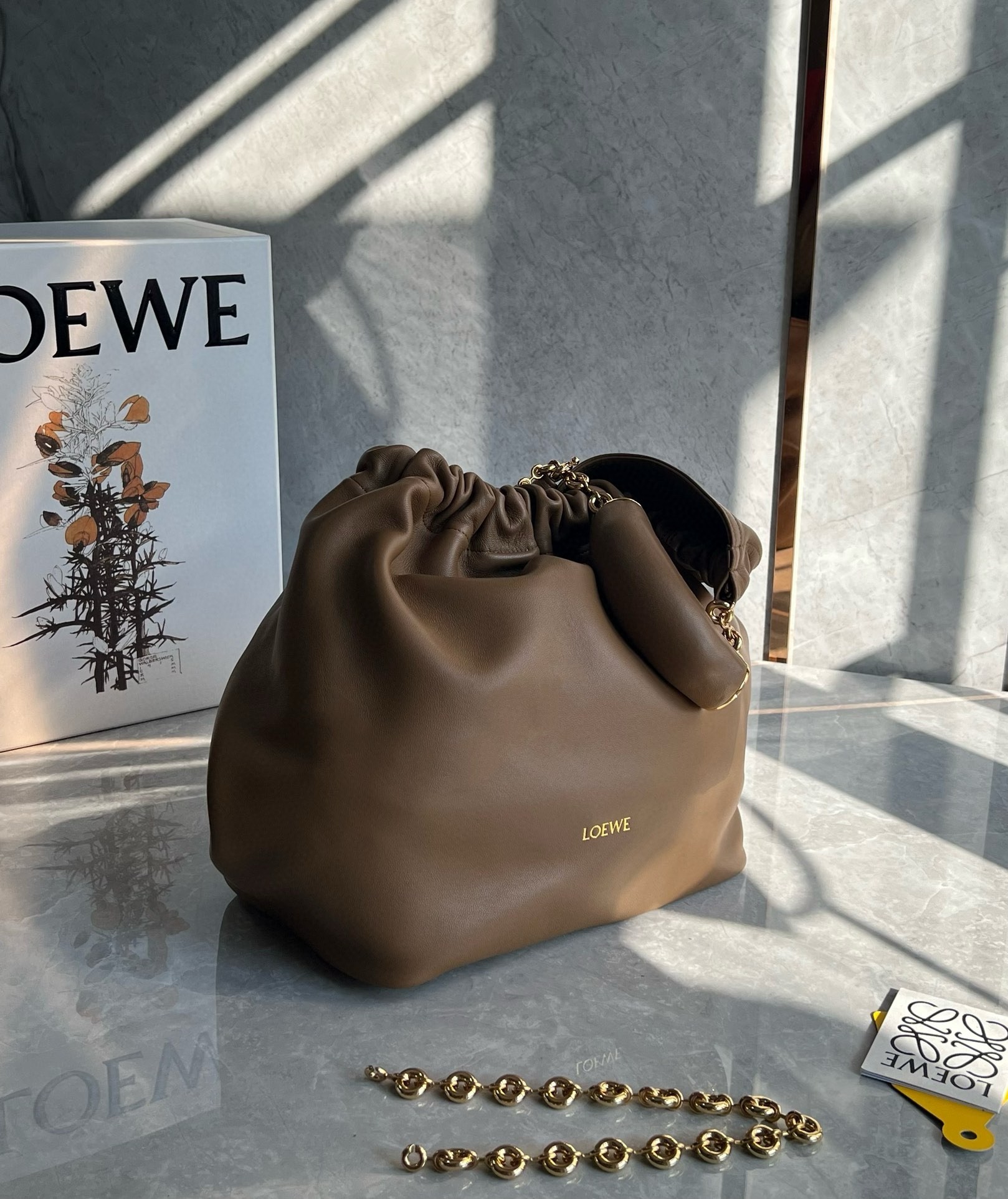 Loewe Medium Squeeze Bag in Brown Nappa Lambskin 532