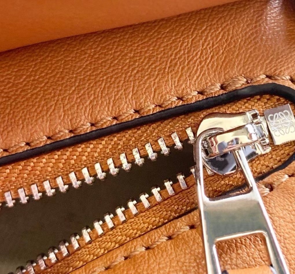 Loewe Mini Puzzle Bag In Brown Calfskin Leather 094
