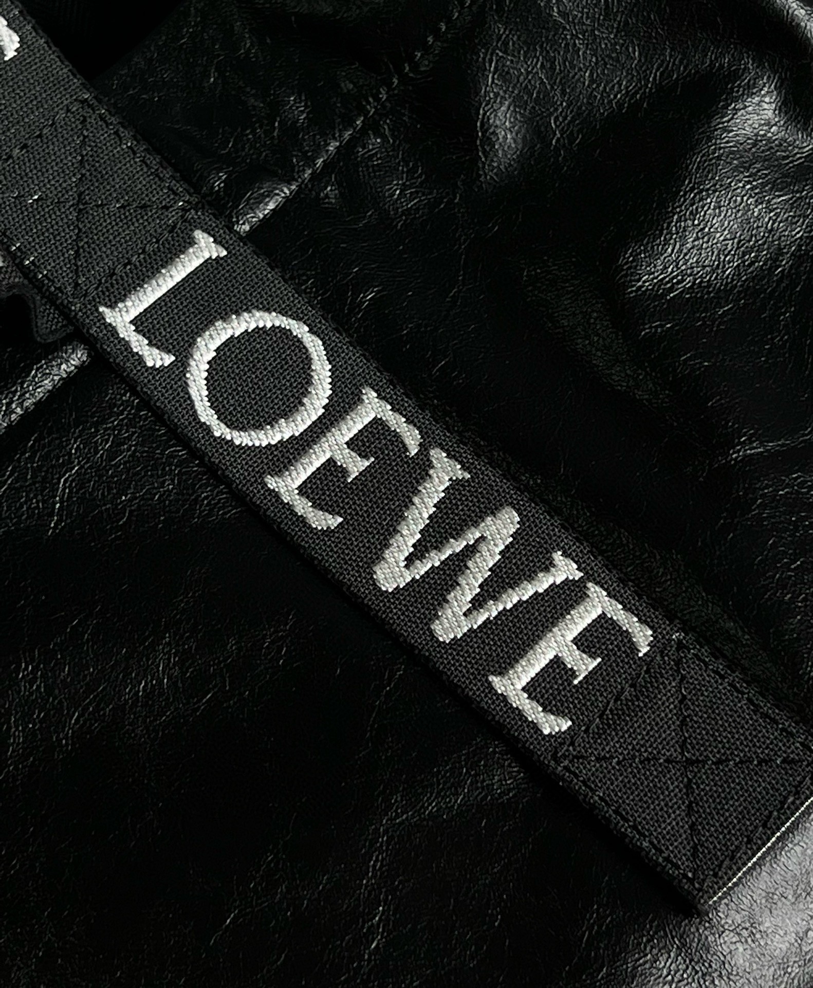 Loewe Fold Shopper Bag in Black Paper Calfskin  634