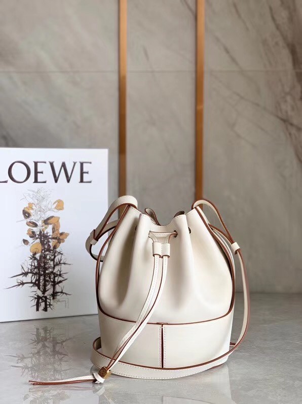 Loewe Small Balloon Bucket Bag In White Calfskin 460
