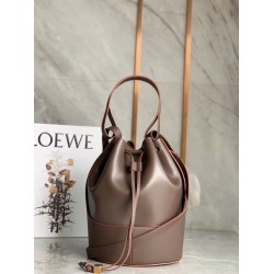 Loewe Medium Balloon Bucket Bag In Taupe Calfskin 223