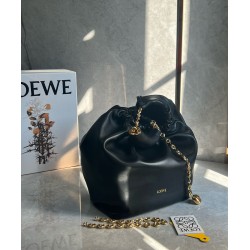 Loewe Medium Squeeze Bag in Black Nappa Lambskin 343