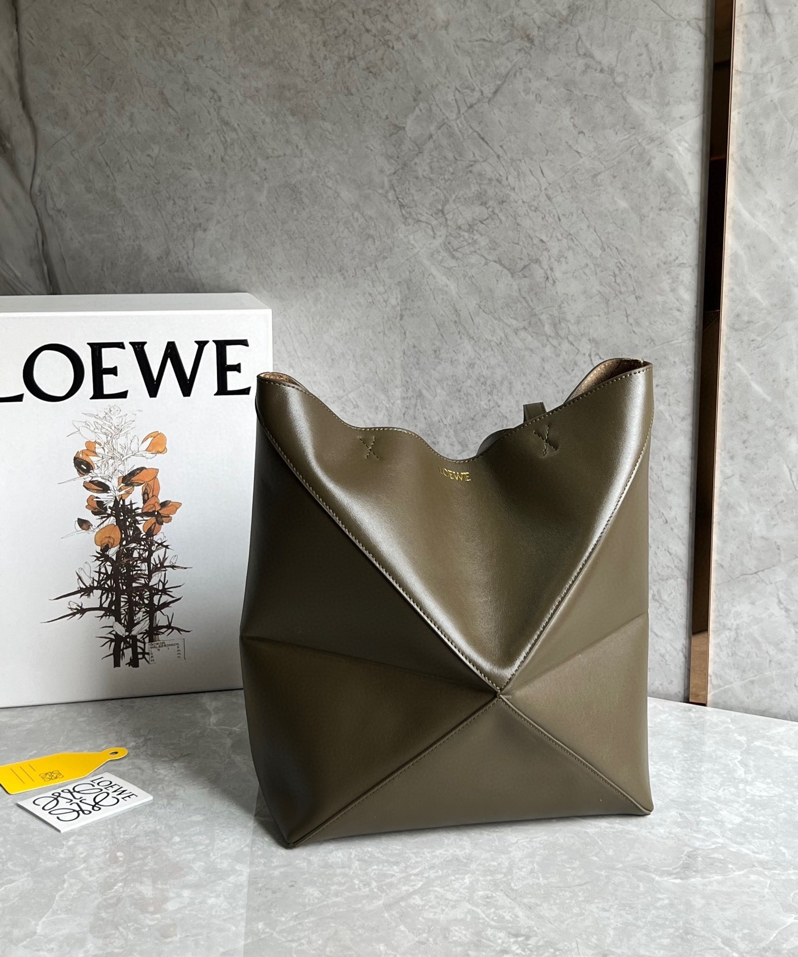 Loewe Medium Puzzle Fold Tote Bag in Dark Green Calfskin 435