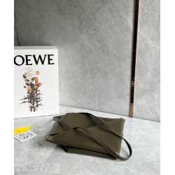 Loewe Medium Puzzle Fold Tote Bag in Dark Green Calfskin 435