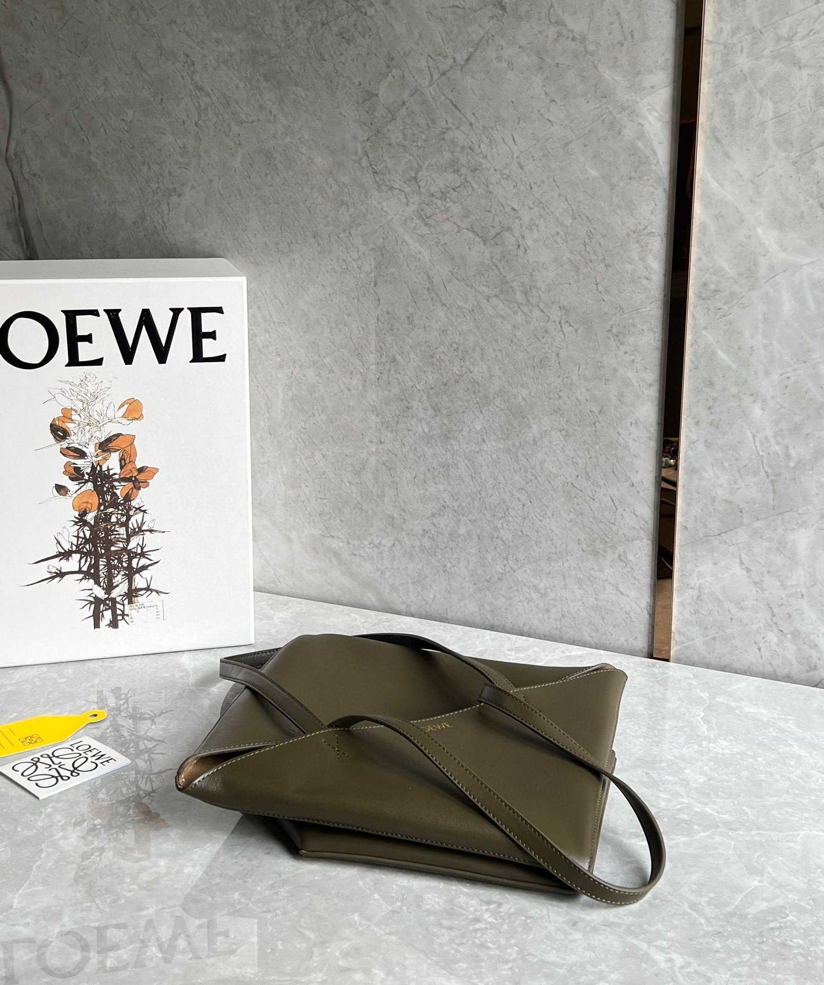 Loewe Medium Puzzle Fold Tote Bag in Dark Green Calfskin 435