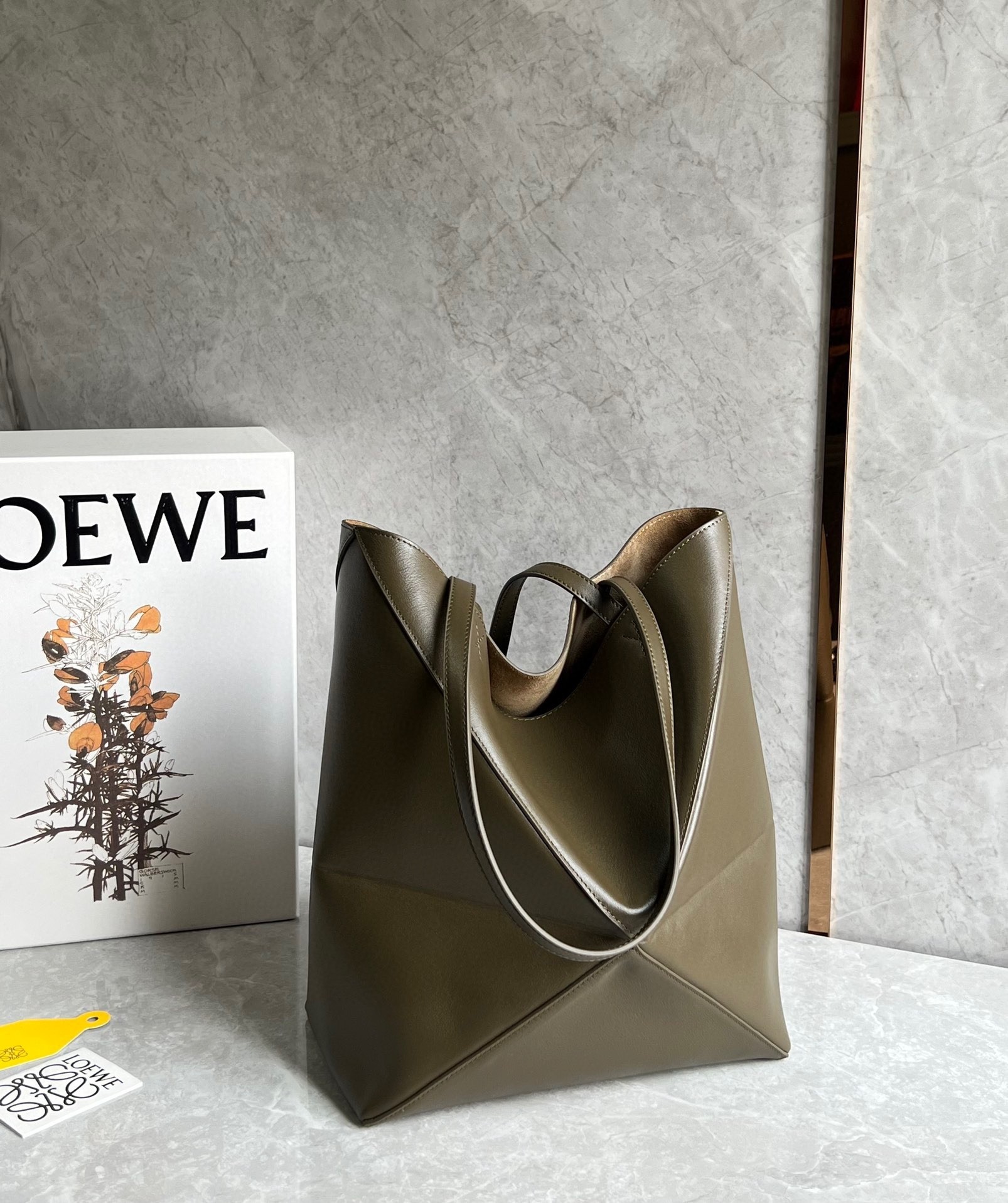 Loewe Medium Puzzle Fold Tote Bag in Dark Green Calfskin 435