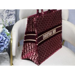 Dior Large Book Tote In Bordeaux Oblique Embroidered Velvet 701