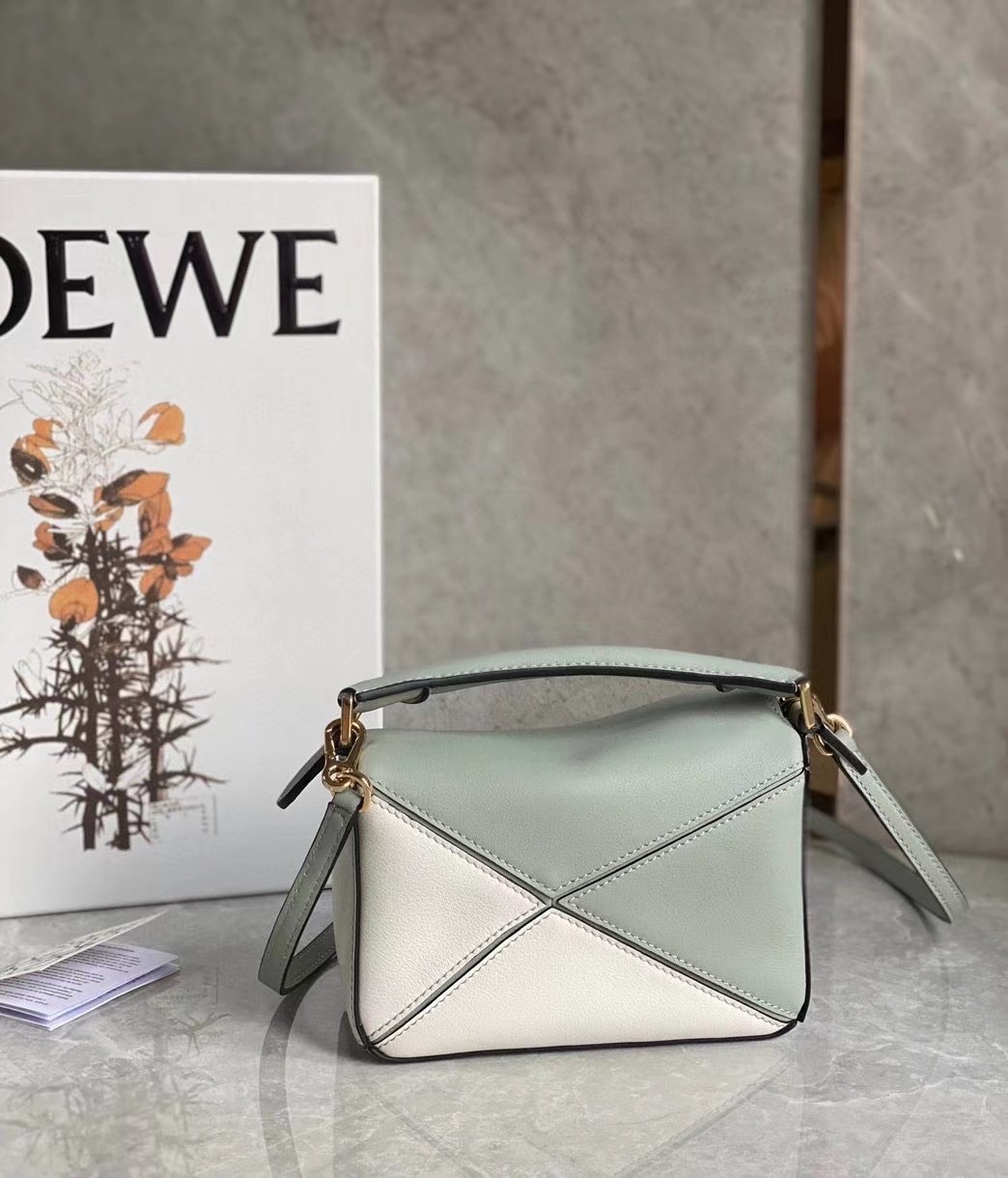 Loewe Puzzle Mini Bag In Grey/Cream/White Calfskin 205