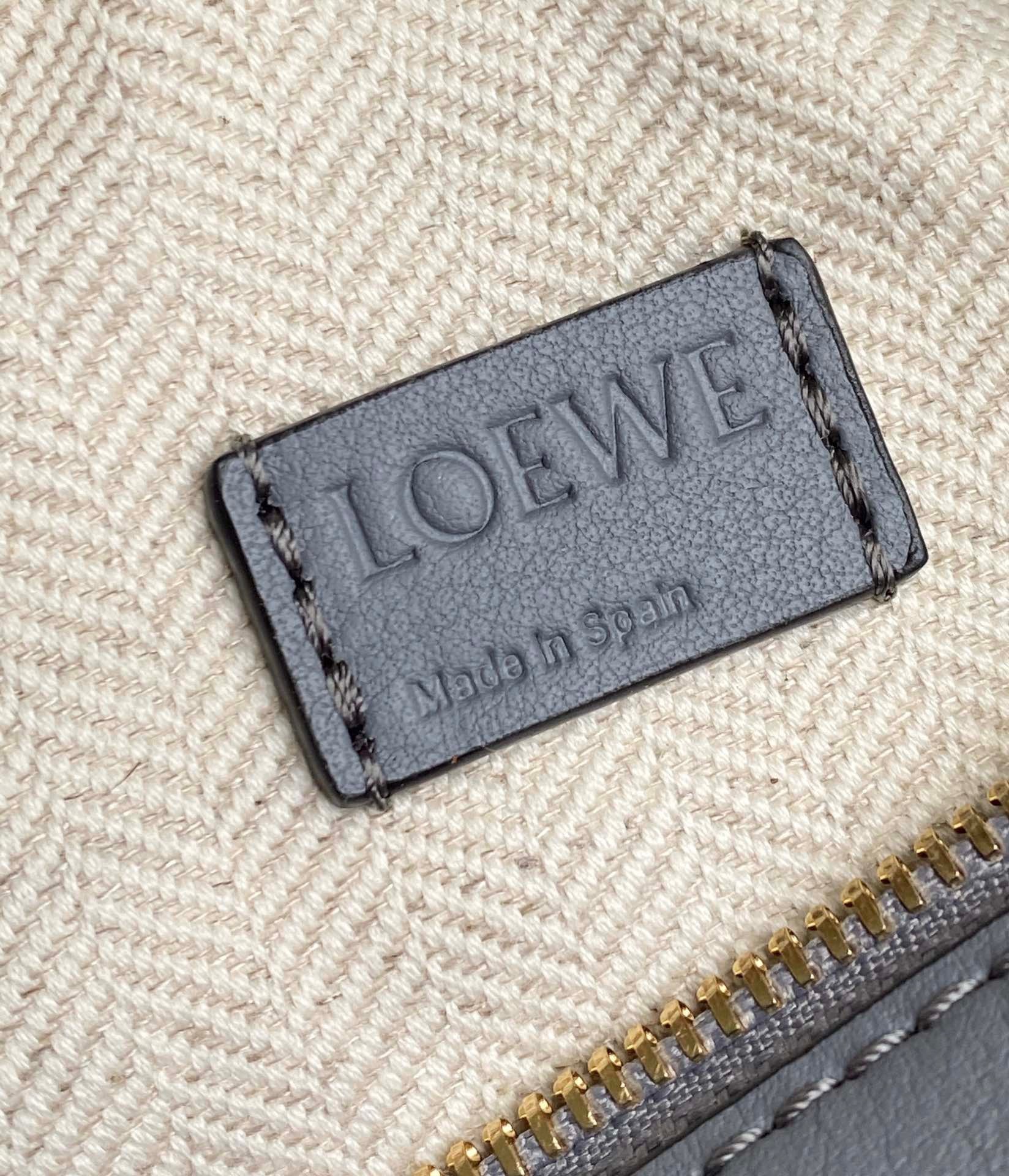 Loewe Puzzle Mini Bag In Asphalt Grey/Nude/Green Calfskin 744