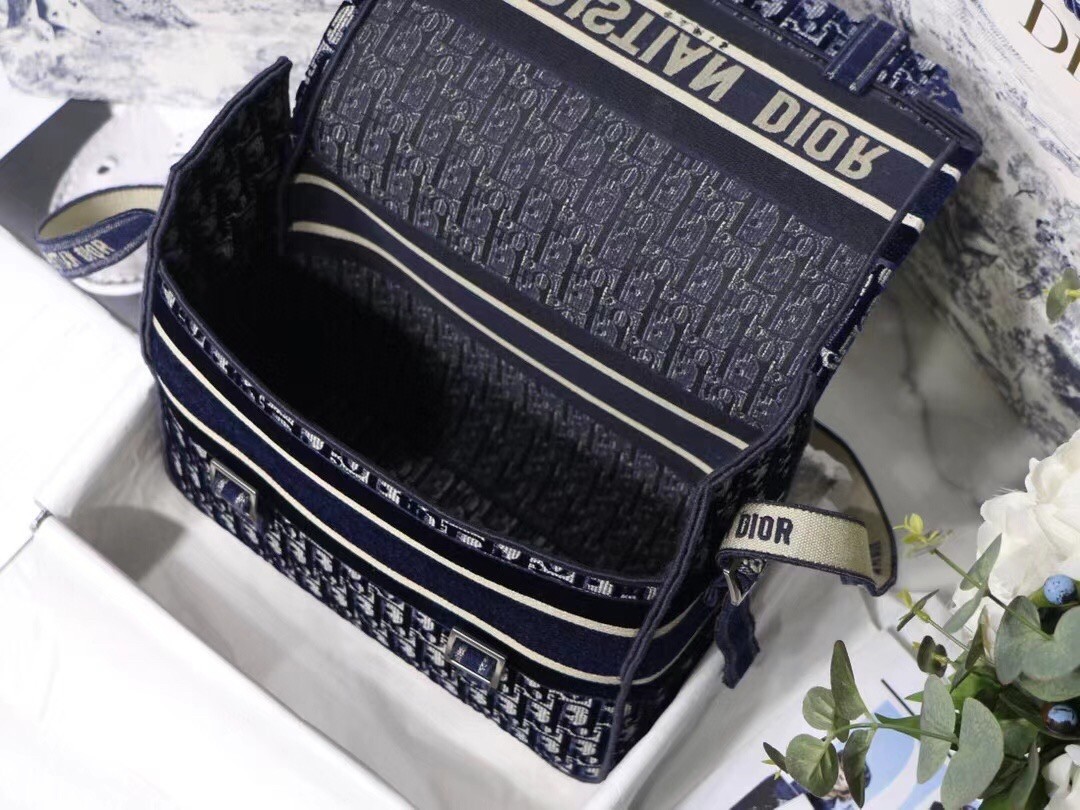 Dior Diorcamp Messenger Bag In Blue Oblique Embroidered Velvet 616