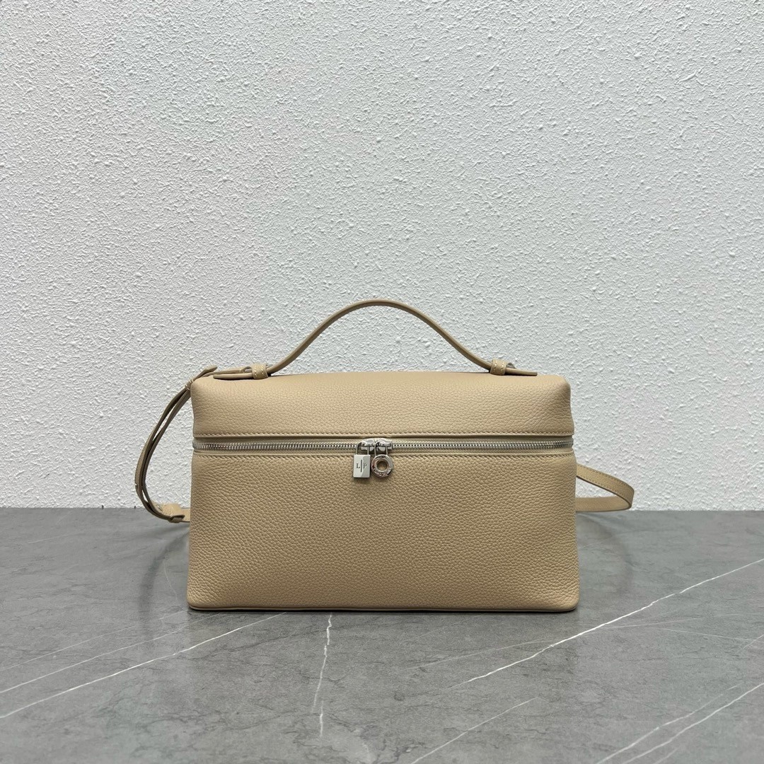 Loro Piana Extra Pocket Pouch L27 in Beige Grained Leather 983