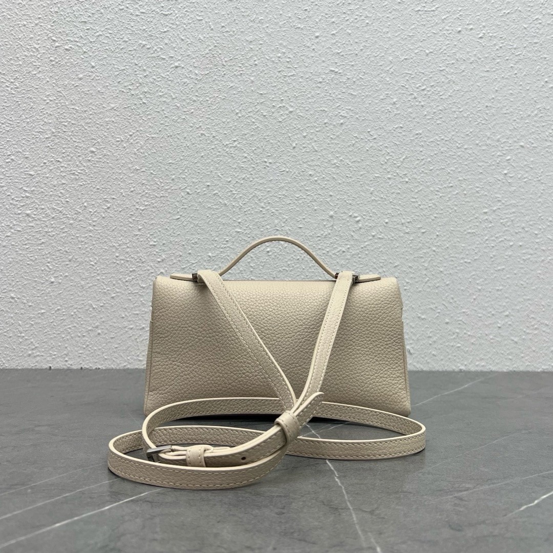 Loro Piana Extra Pocket Pouch L19 in White Grained Leather 009