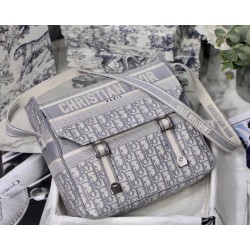 Dior Diorcamp Messenger Bag In Grey Oblique Canvas 563