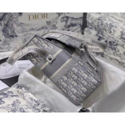 Dior Diorcamp Messenger Bag In Grey Oblique Canvas 563