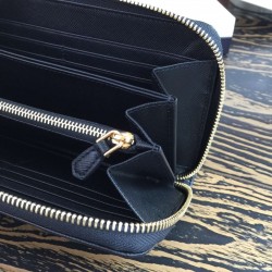 Prada Zipped Wallet In Black Saffiano Leather 449