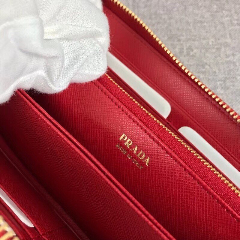 Prada Zipped Wallet In Red Saffiano Leather 505