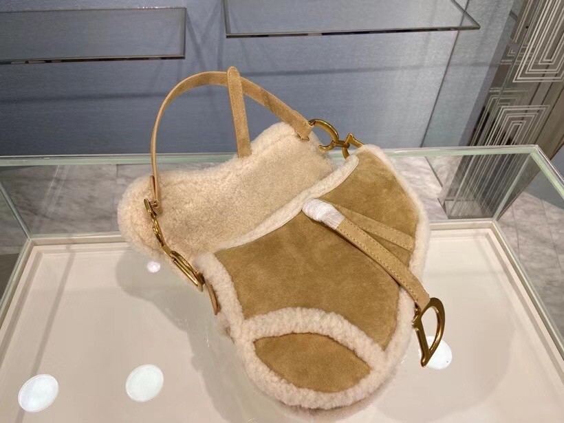 Dior Saddle Bag In Camel Shearling 660