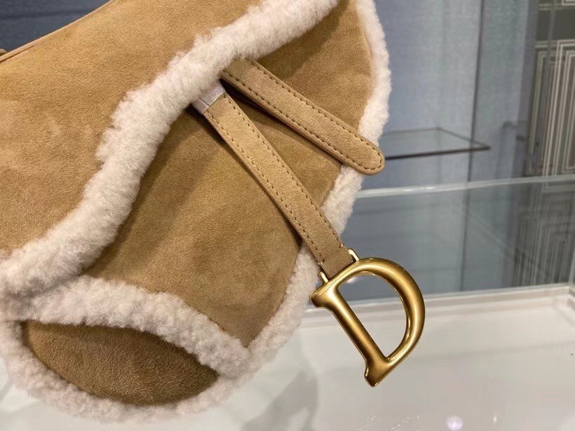 Dior Saddle Bag In Camel Shearling 660