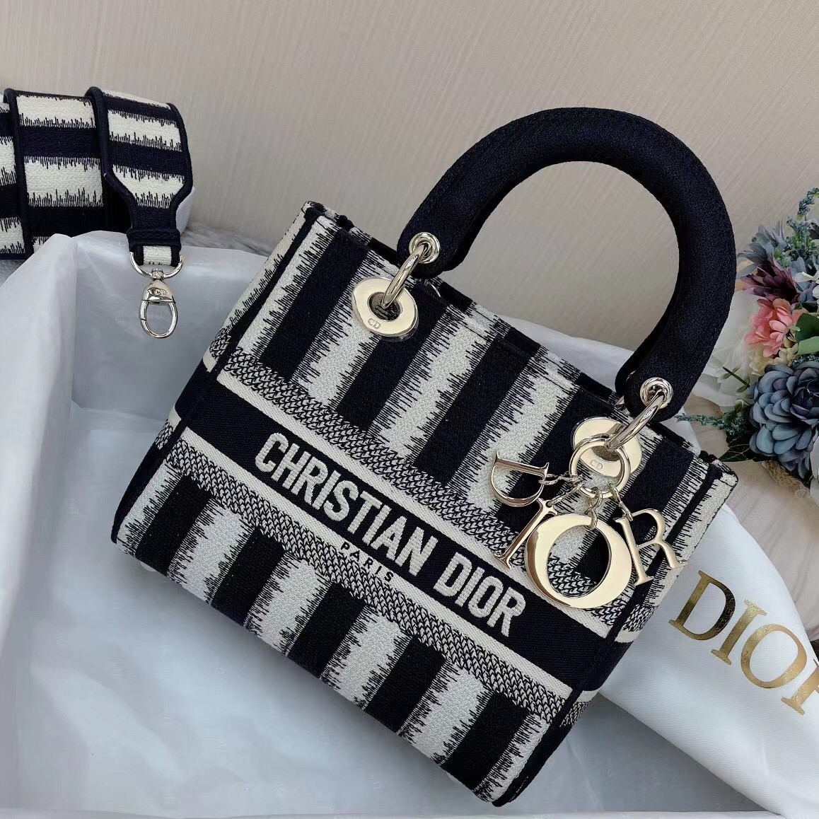 Dior Medium Lady D-Lite Bag In Blue D-Stripes Embroidery 456