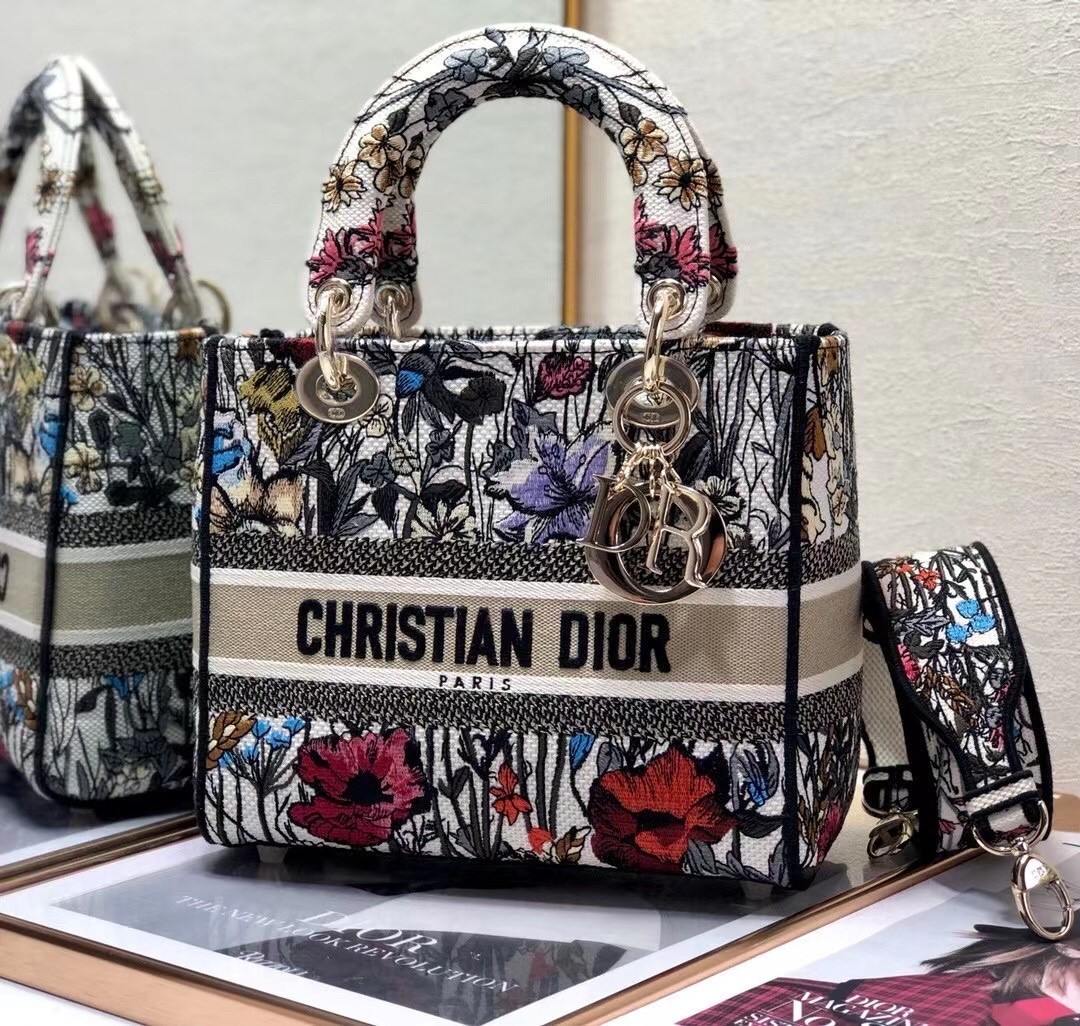 Dior Medium Lady D-Lite Mille Fleurs Embroidery Bag  734