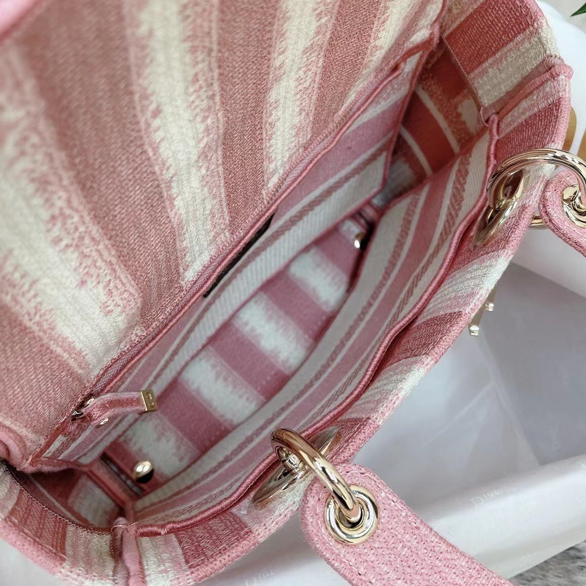 Dior Medium Lady D-Lite Bag In Pink D-Stripes Embroidery 490