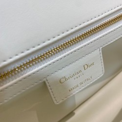 Dior Large Caro Bag In White Cannage Calfskin 269