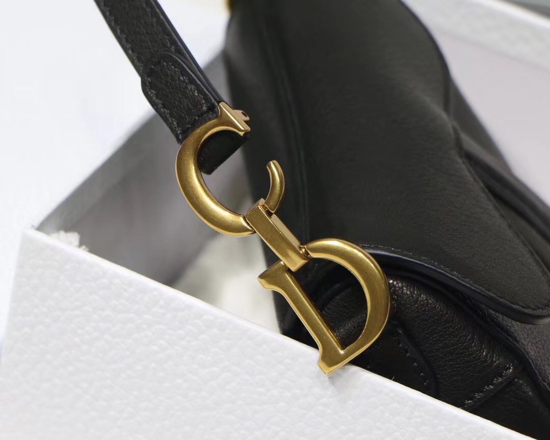 Dior Micro Saddle Bag In Black Goatskin 232