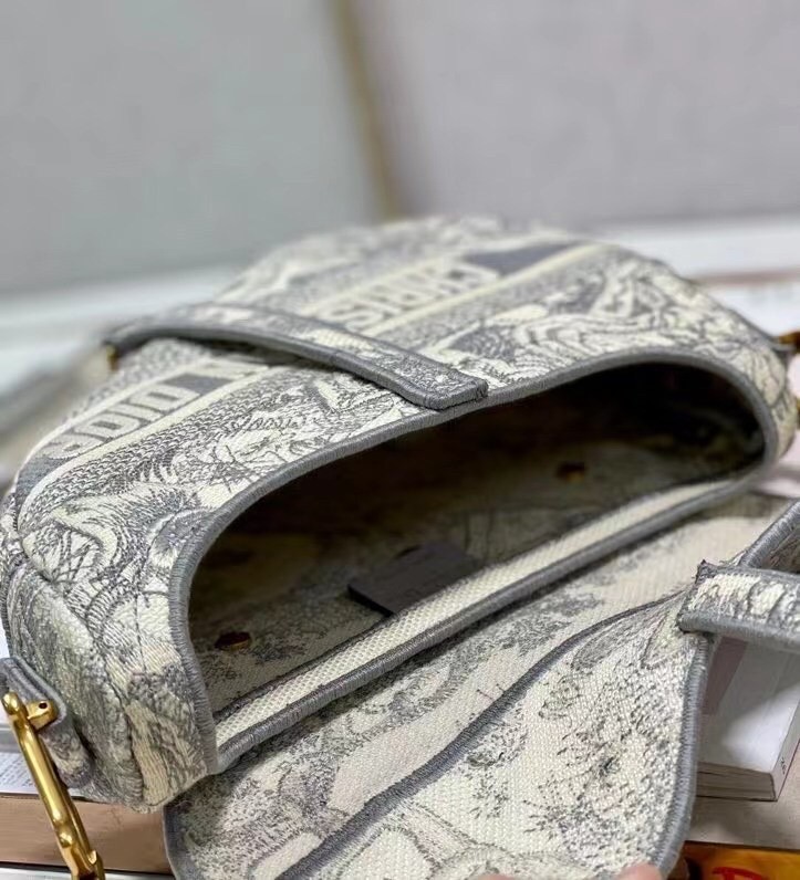 Dior Saddle Bag In Grey Toile de Jouy Embroidery 028