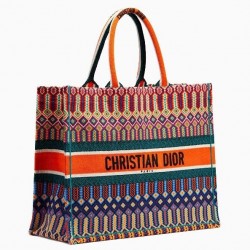 Dior Book Tote Bag In Multicolour Embroidered Canvas  866