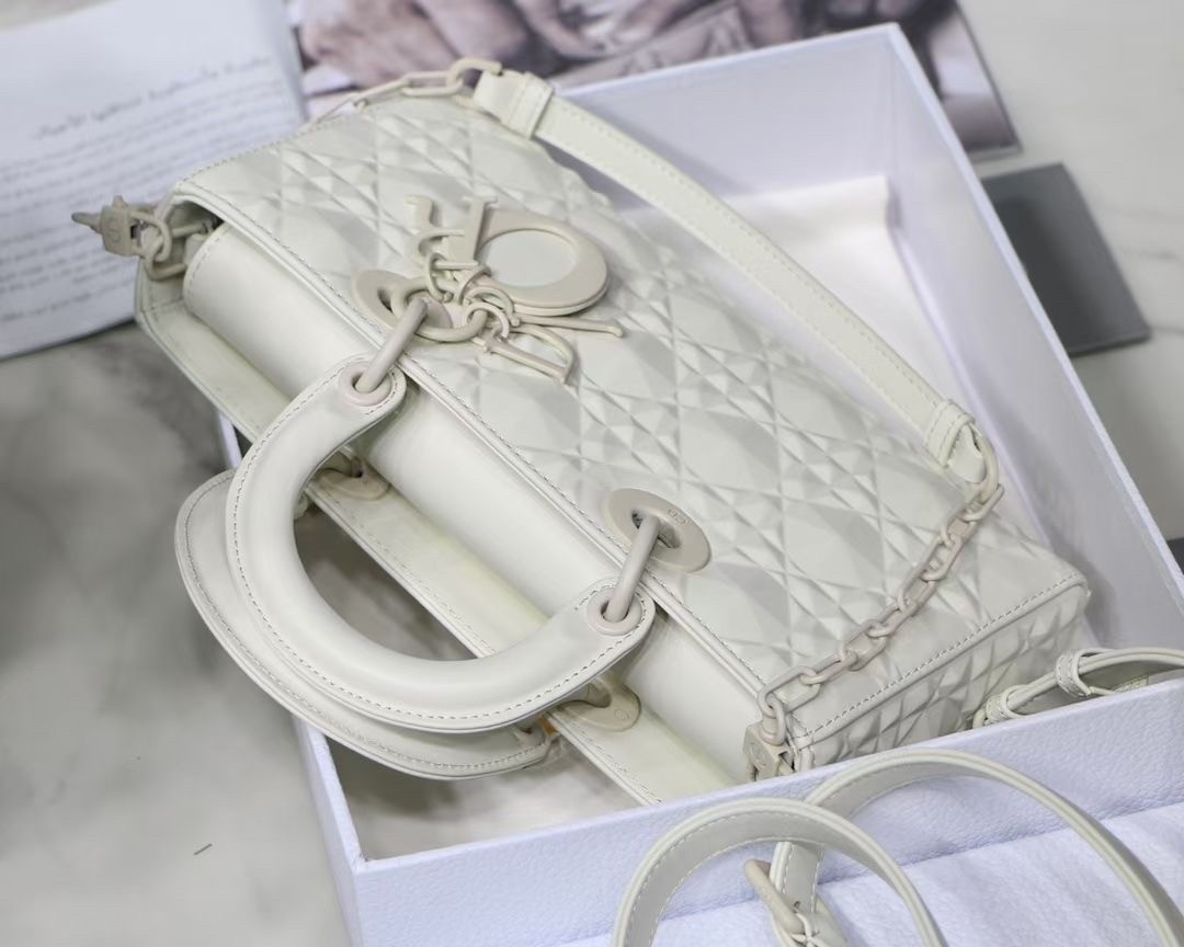 Dior Lady D-Joy Bag In White Calfskin with Diamond Motif 790