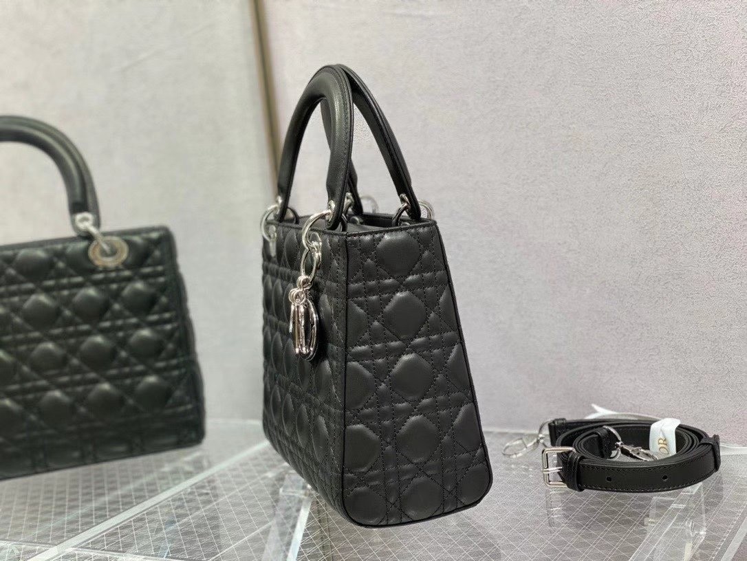 Dior Medium Lady Dior Bag In Noir Cannage Lambskin 930