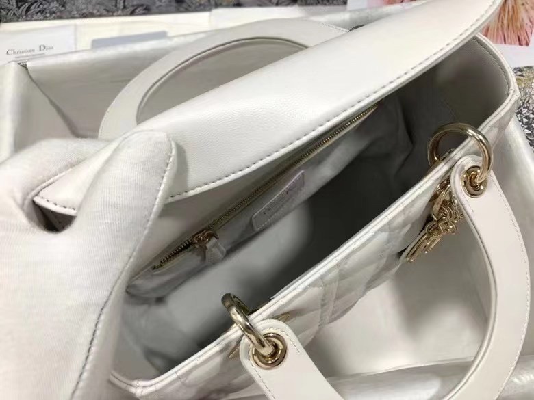 Dior Medium Lady Dior Bag In White Cannage Lambskin 347