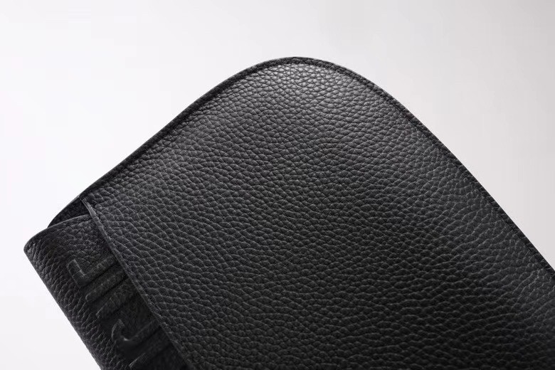 Dior Medium Bobby Bag In Black Grained Calfskin 648