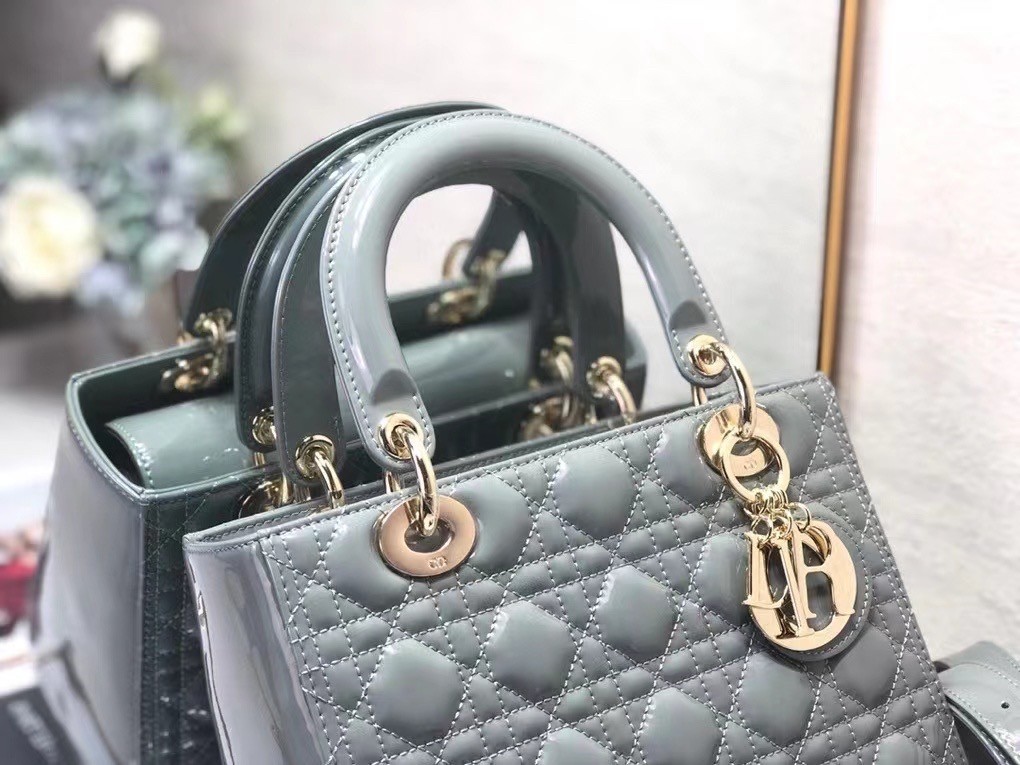 Dior Medium Lady Dior Bag In Grey Patent Cannage Calfskin 877