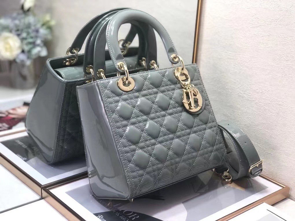 Dior Medium Lady Dior Bag In Grey Patent Cannage Calfskin 877