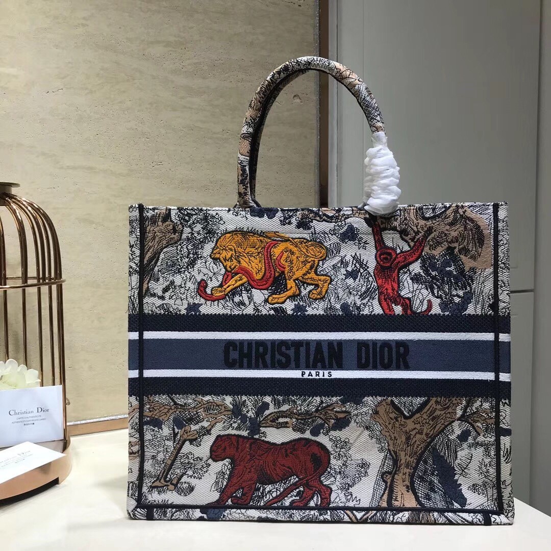 Dior Book Tote Bag In Multicolour Toile De Jouy 685