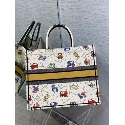 Dior Large Book Tote Bag In White Pixel Zodiac Embroidery 839