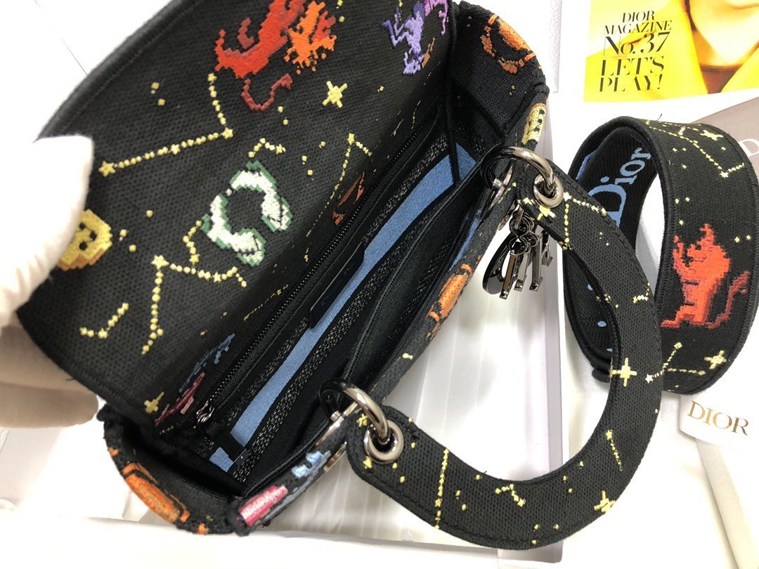 Dior Medium Lady D-Lite Bag In Black Pixel Zodiac Embroidery 513