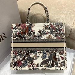 Dior Large Book Tote Bag In White Jardin d'Hiver Embroidery 702