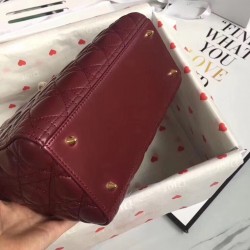 Dior Medium Lady Dior Bag In Bordeaux Lambskin 284