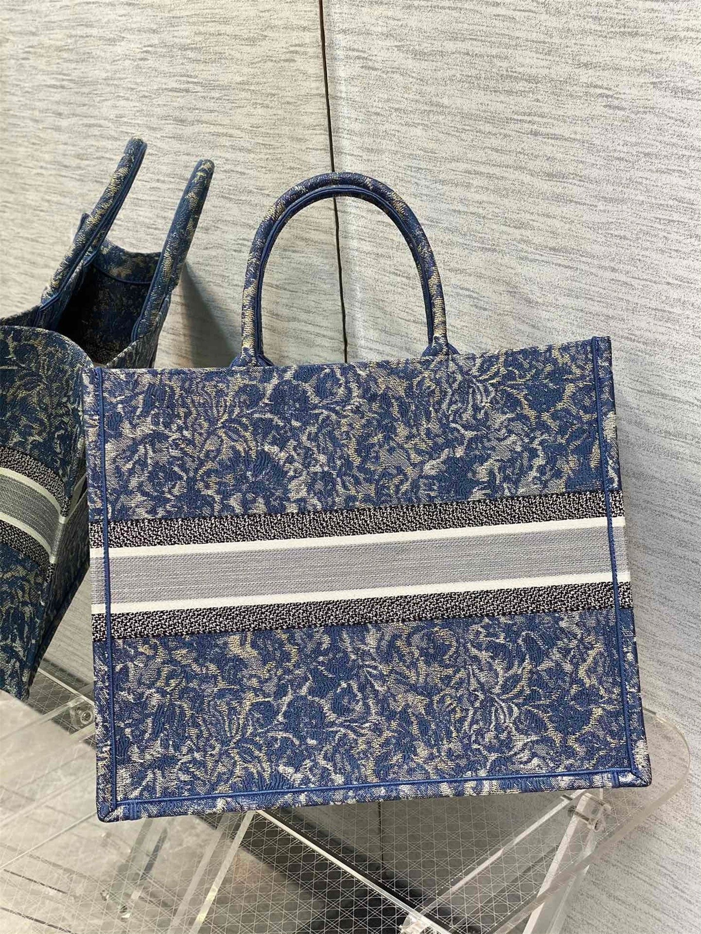 Dior Large Book Tote Bag In Blue Brocart Denim-Effect Embroidery 178