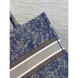 Dior Large Book Tote Bag In Blue Brocart Denim-Effect Embroidery 178