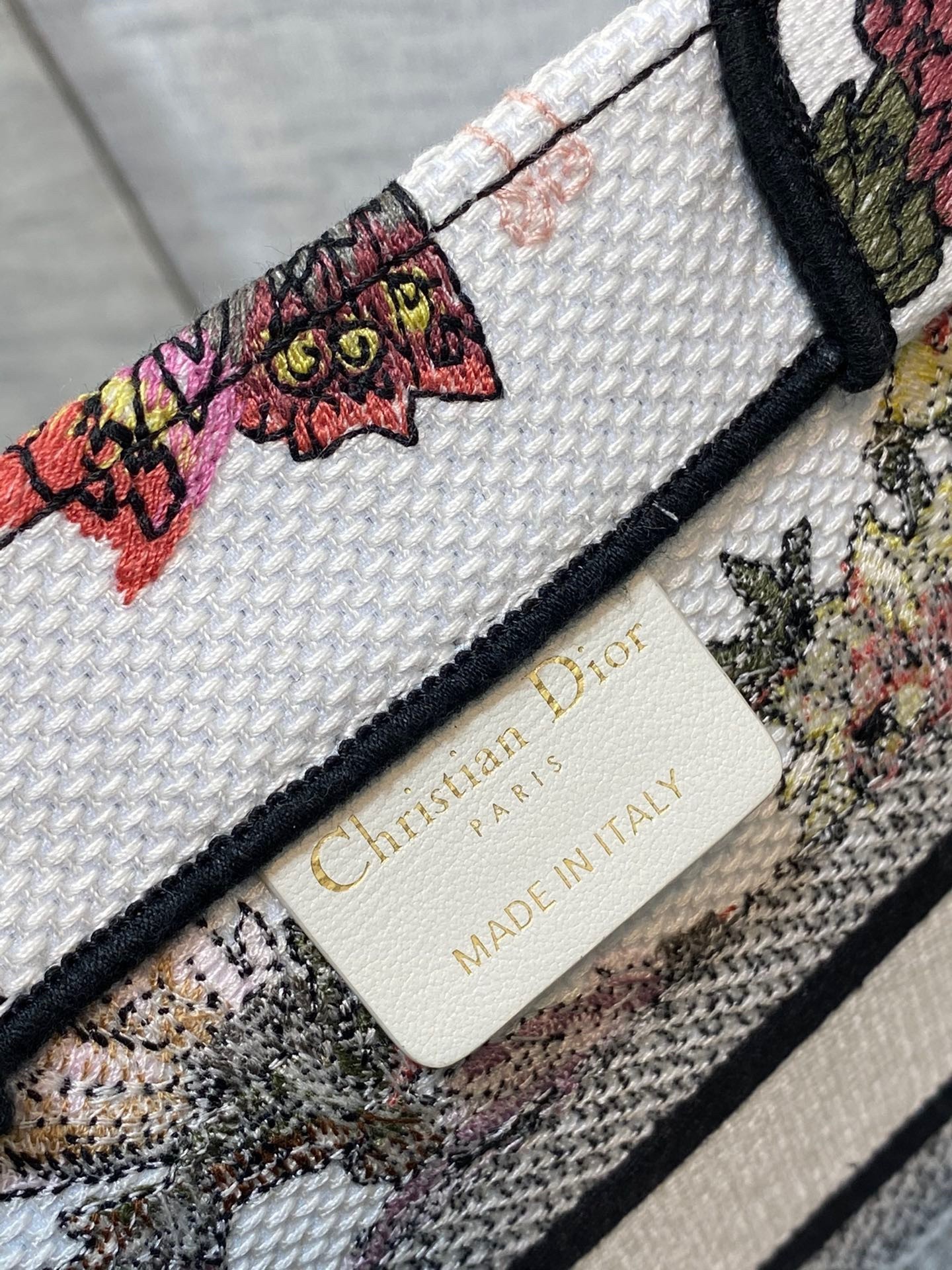 Dior Small Book Tote Bag In White Multicolor Jardin Botanique Embroidery 337