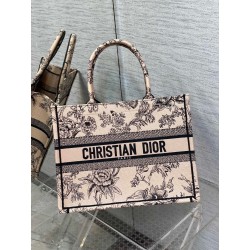 Dior Medium Book Tote Bag In Powder Pink Jardin Botanique Embroidery 362