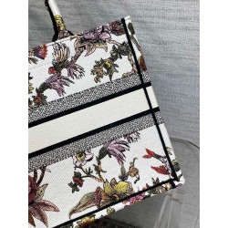 Dior Medium Book Tote Bag In White Multicolor Jardin Botanique Embroidery 386